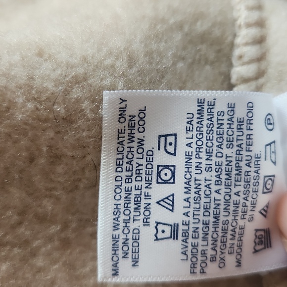 LANDS END Size LP 14-16 tan & beige knit fleece coat. - Picture 9 of 10